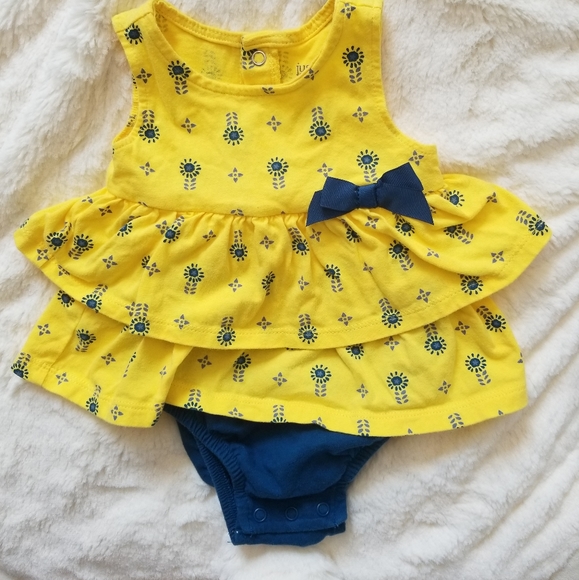 Yellow Ruffle Baby Onsie/Dress, 6 mo - Picture 2 of 5